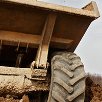 Dump-truck-tire.jpg Dump-truck-tire.jpg